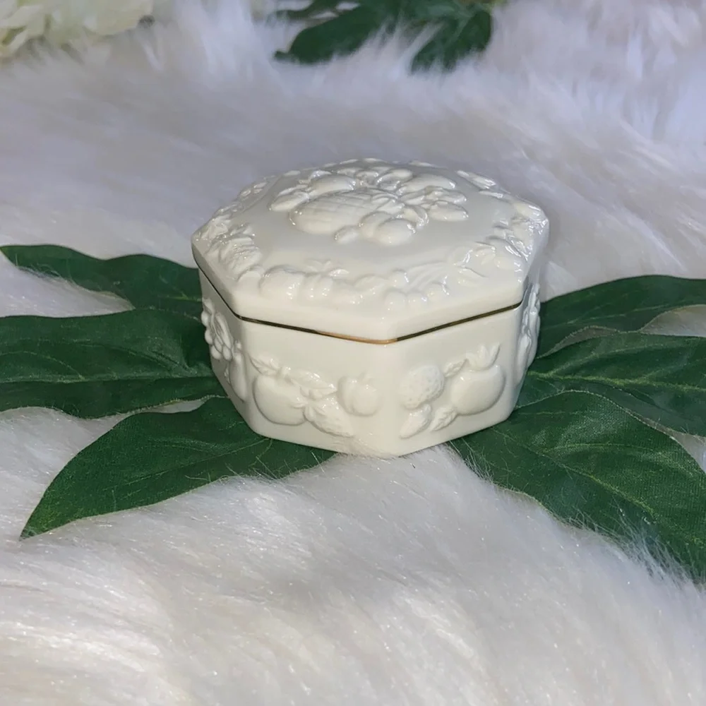 Vintage Lenox Fruits Of Life Handcrafted Porcelain Ceramic Trinket Box